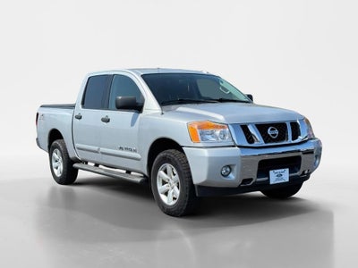 2014 Nissan Titan SV