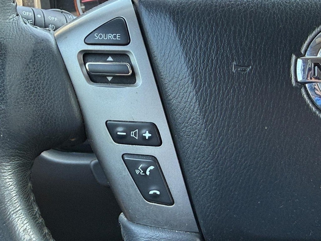 2014 Nissan Titan SV