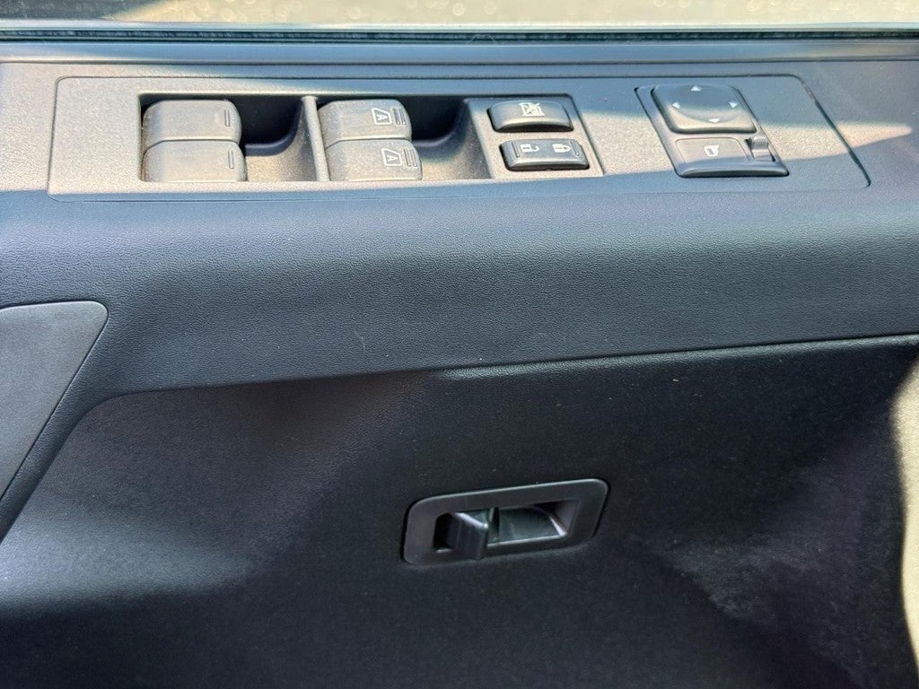 2014 Nissan Titan SV