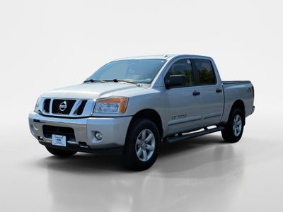2014 Nissan Titan SV