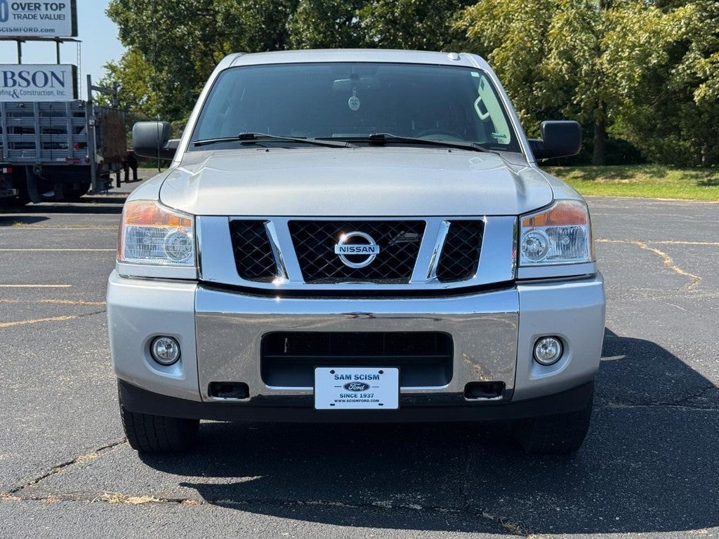 2014 Nissan Titan SV