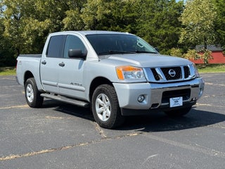 2014 Nissan Titan SV