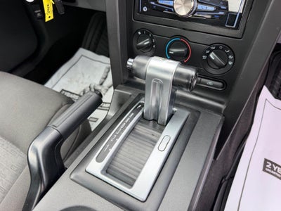 2008 Ford Mustang Deluxe