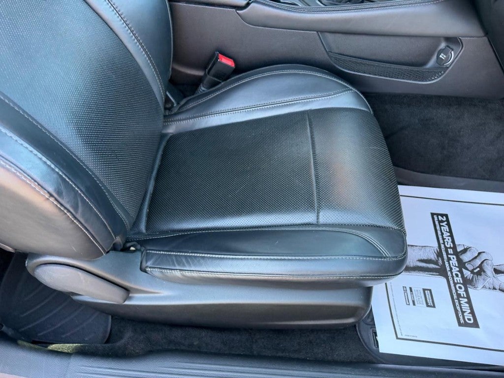 2015 Dodge Challenger SXT Plus