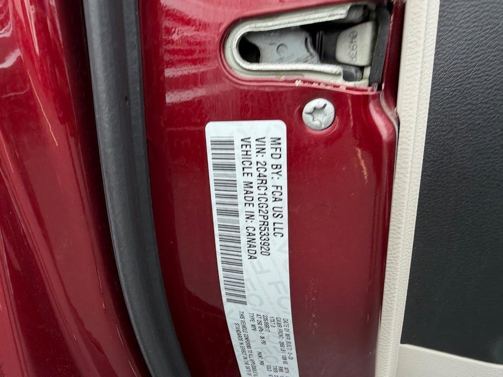2023 Chrysler Voyager LX