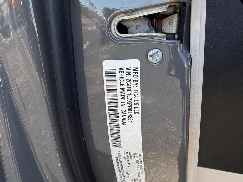 2023 Chrysler Pacifica Hybrid Touring L