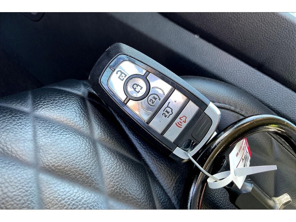 2024 Ford Edge Titanium