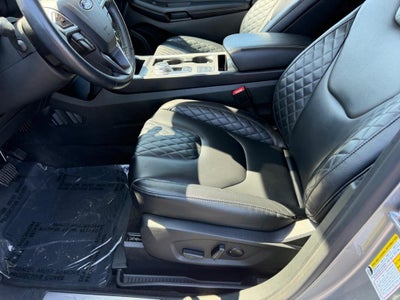 2024 Ford Edge Titanium