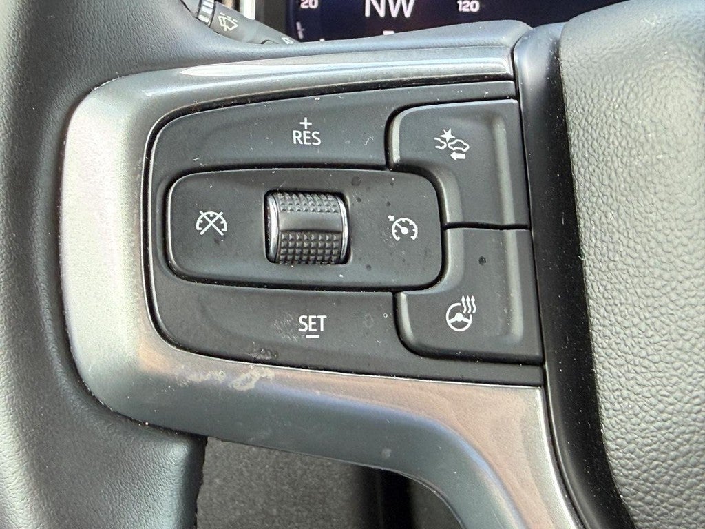 2025 Chevrolet Silverado LT