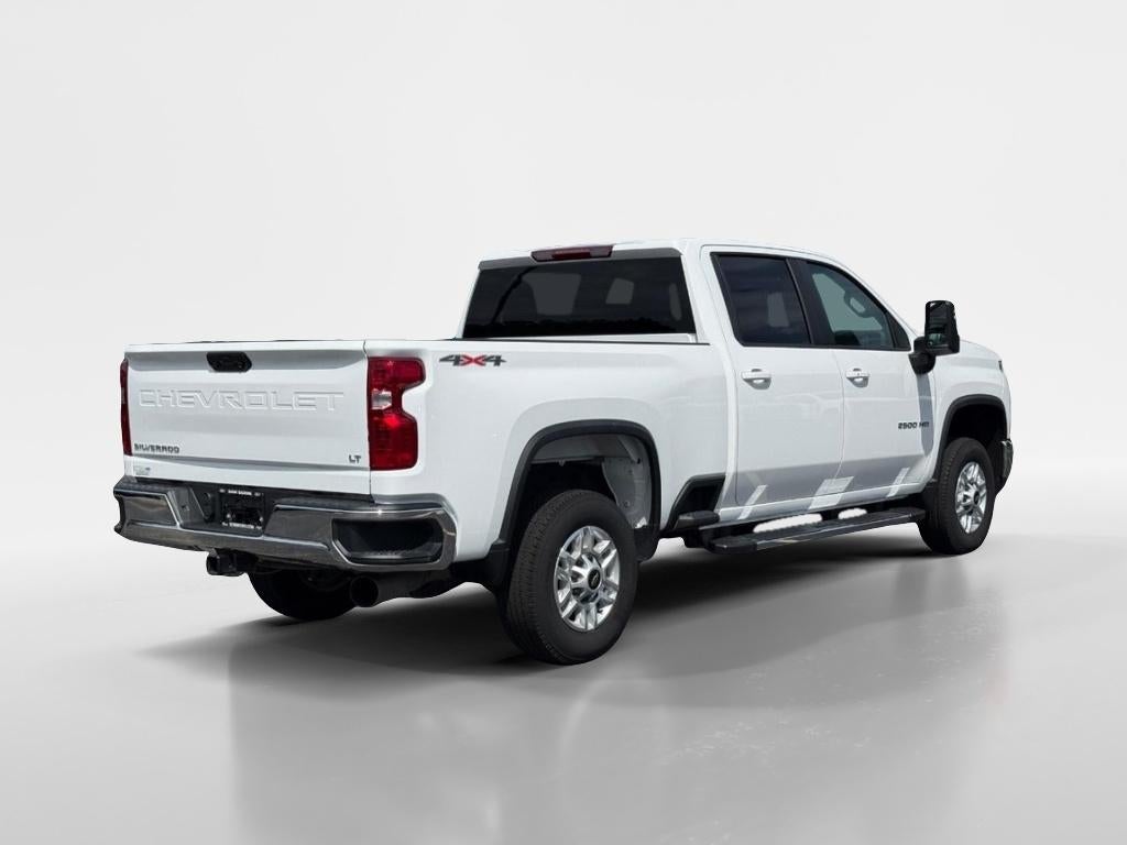 2025 Chevrolet Silverado LT