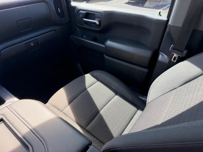 2025 Chevrolet Silverado Custom