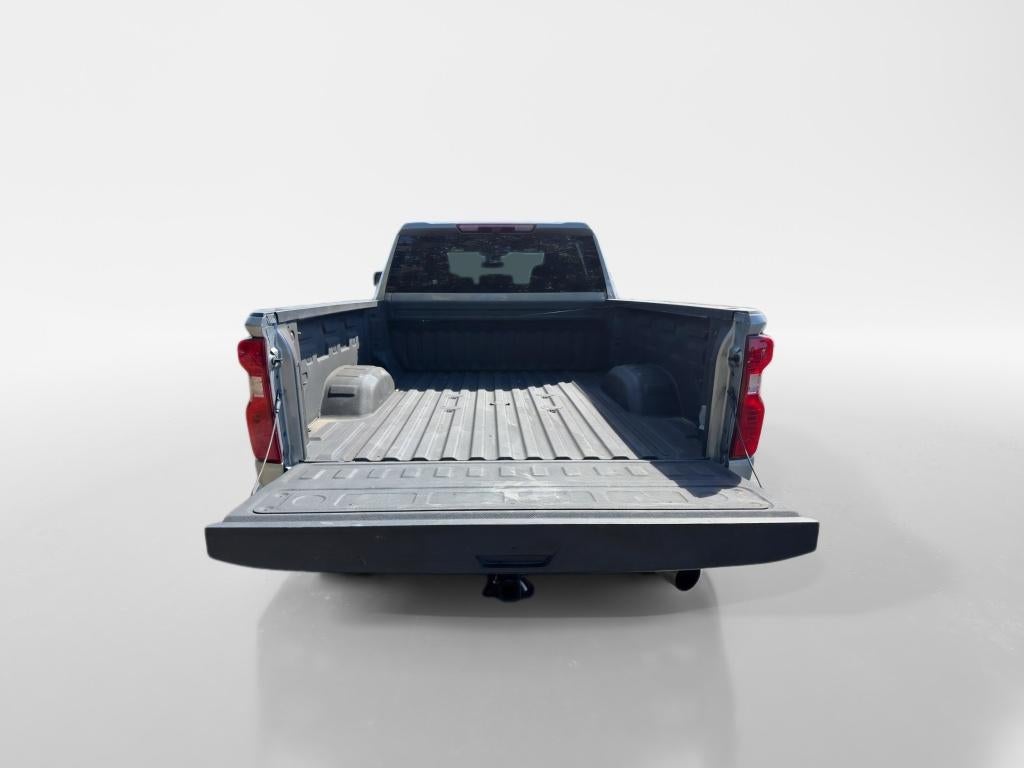 2025 Chevrolet Silverado Custom