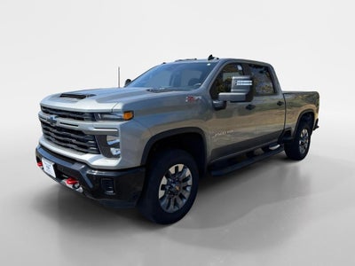 2025 Chevrolet Silverado Custom
