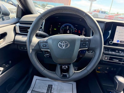 2025 Toyota Camry Hybrid SE