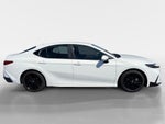 2025 Toyota Camry Hybrid SE
