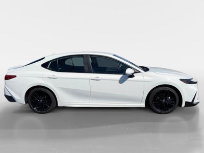2025 Toyota Camry Hybrid SE