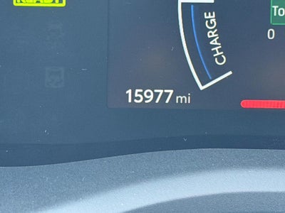 2025 Toyota Camry Hybrid SE