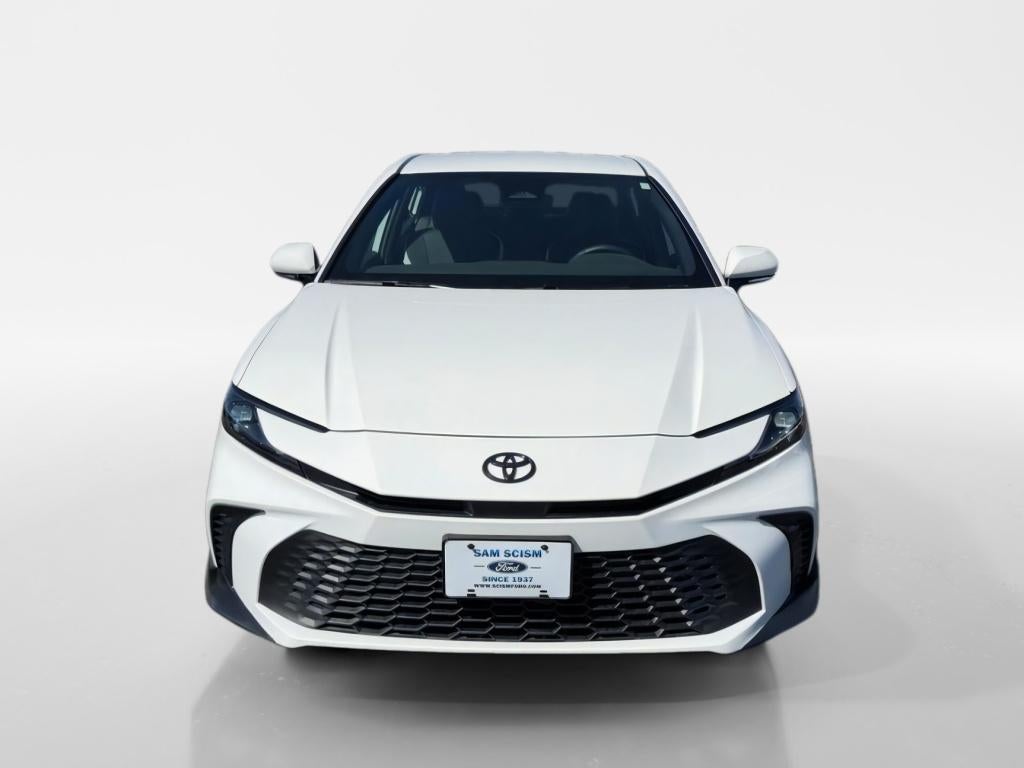 2025 Toyota Camry Hybrid SE