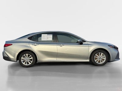 2025 Toyota Camry Hybrid LE