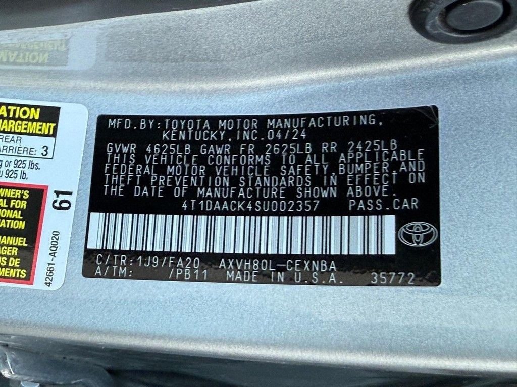 2025 Toyota Camry Hybrid LE