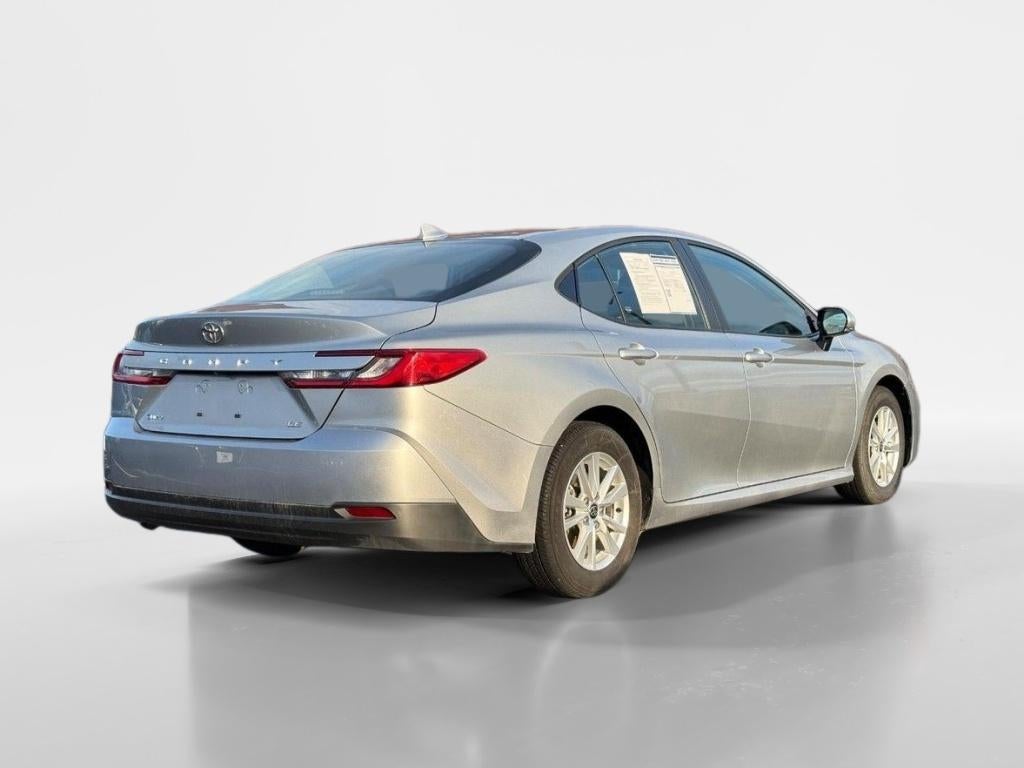 2025 Toyota Camry Hybrid LE