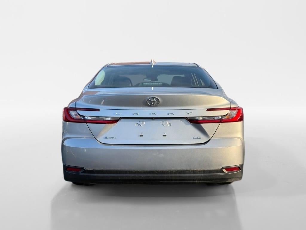 2025 Toyota Camry Hybrid LE