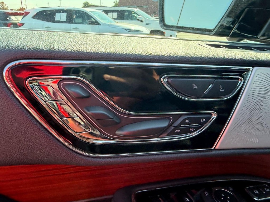 2022 Lincoln Navigator L Reserve