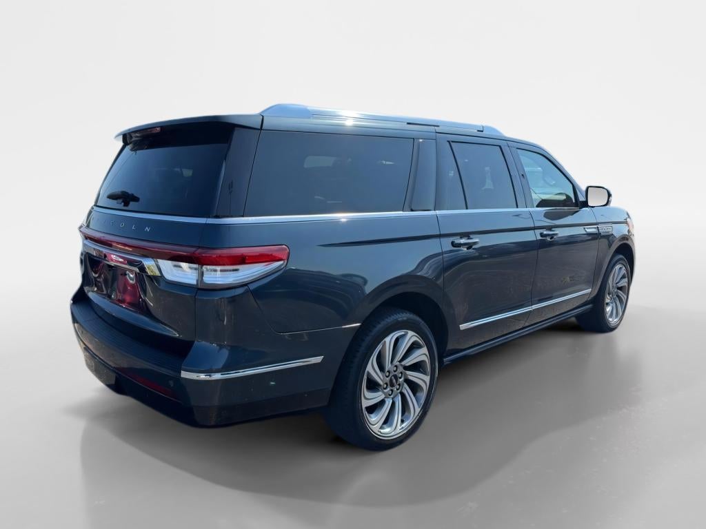2022 Lincoln Navigator L Reserve