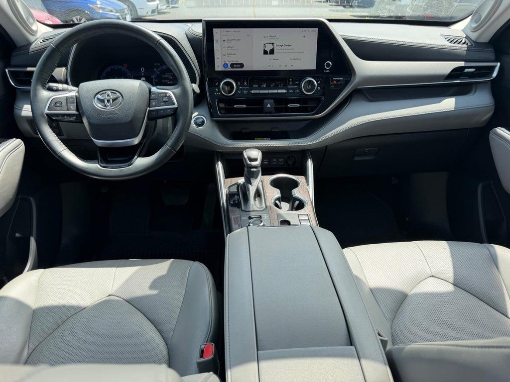 2023 Toyota Highlander Limited