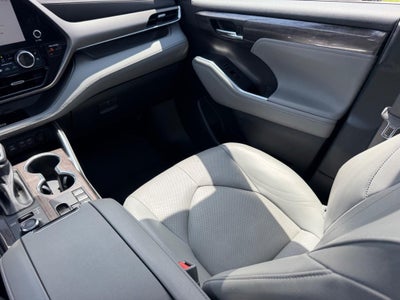 2023 Toyota Highlander Limited