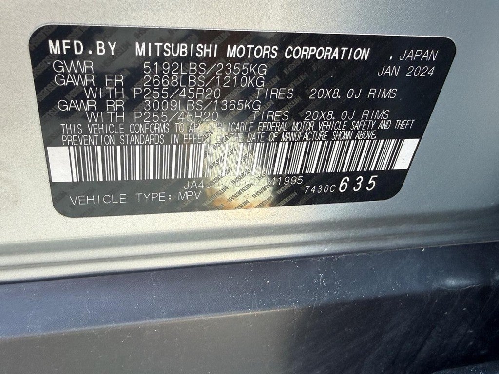 2024 Mitsubishi Outlander SE