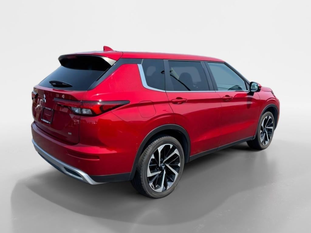 2024 Mitsubishi Outlander SE