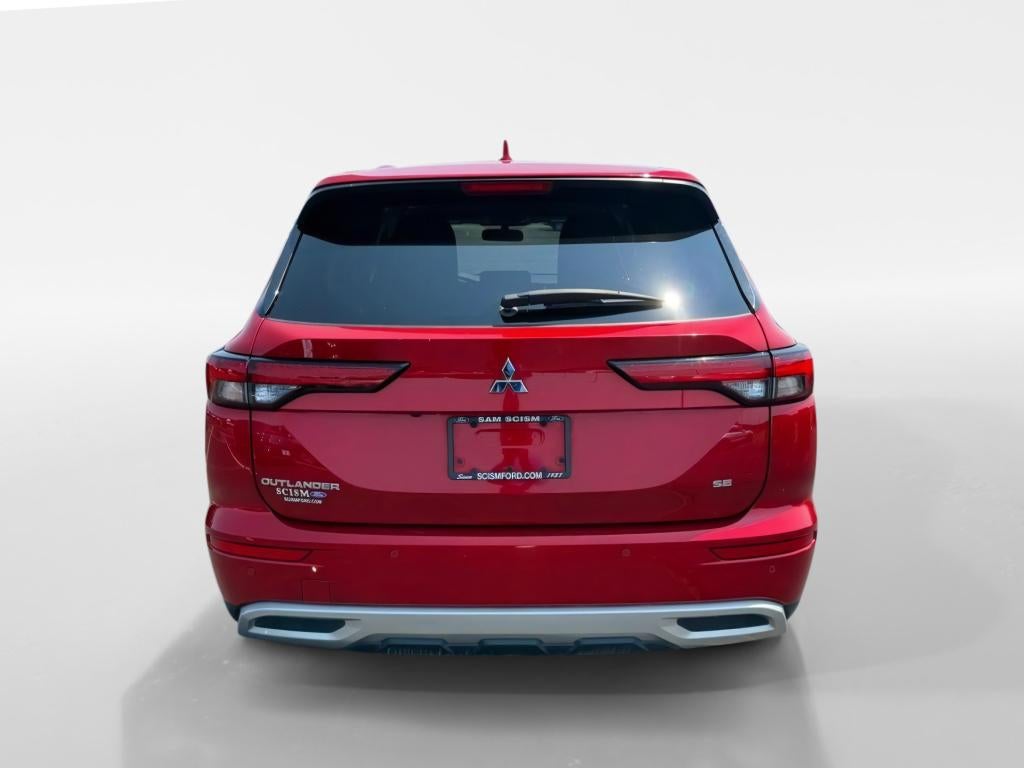 2024 Mitsubishi Outlander SE
