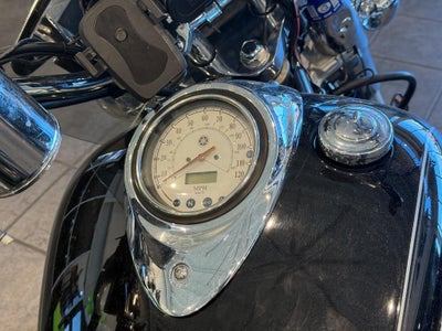 2006 Yamaha XVS1100 v