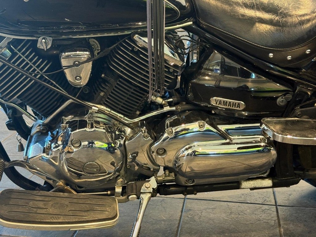 2006 Yamaha XVS1100 v