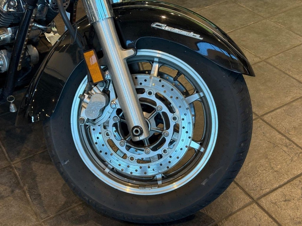 2006 Yamaha XVS1100 v