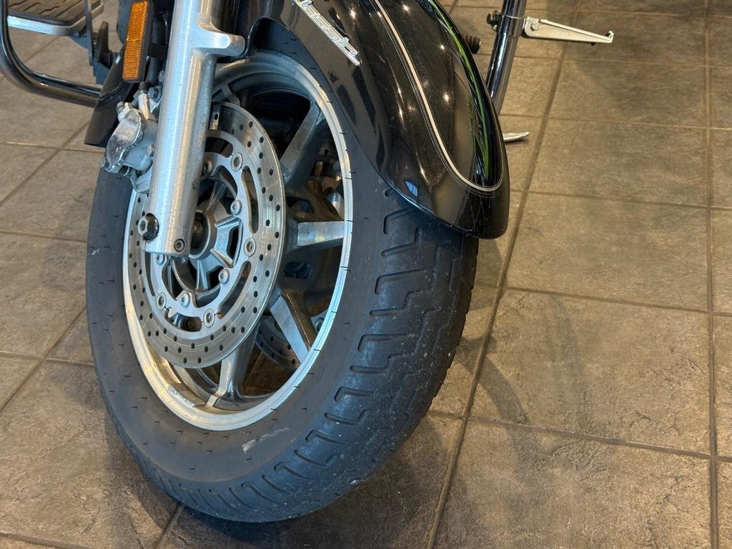 2006 Yamaha XVS1100 v