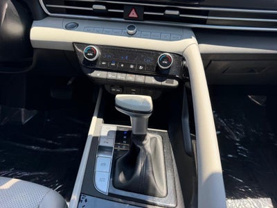 2024 Hyundai Elantra Limited