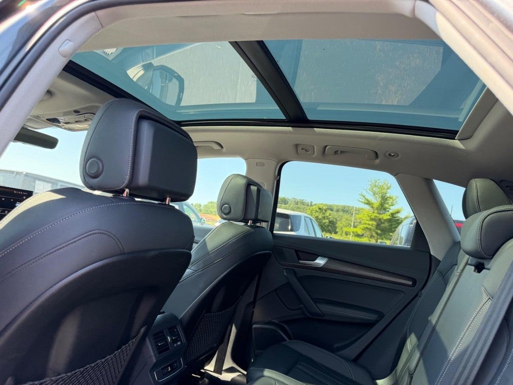 2024 Audi Q5 S line Premium Plus