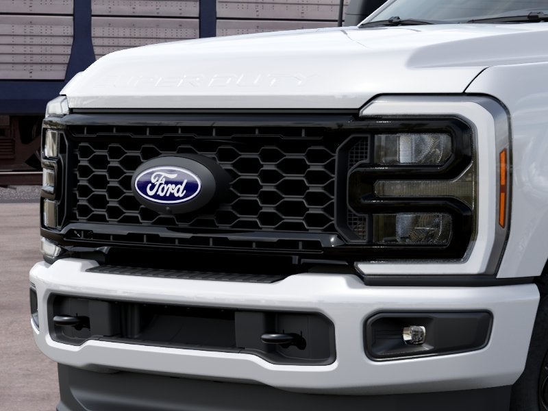 2027 Ford Super Duty F-350® XLT
