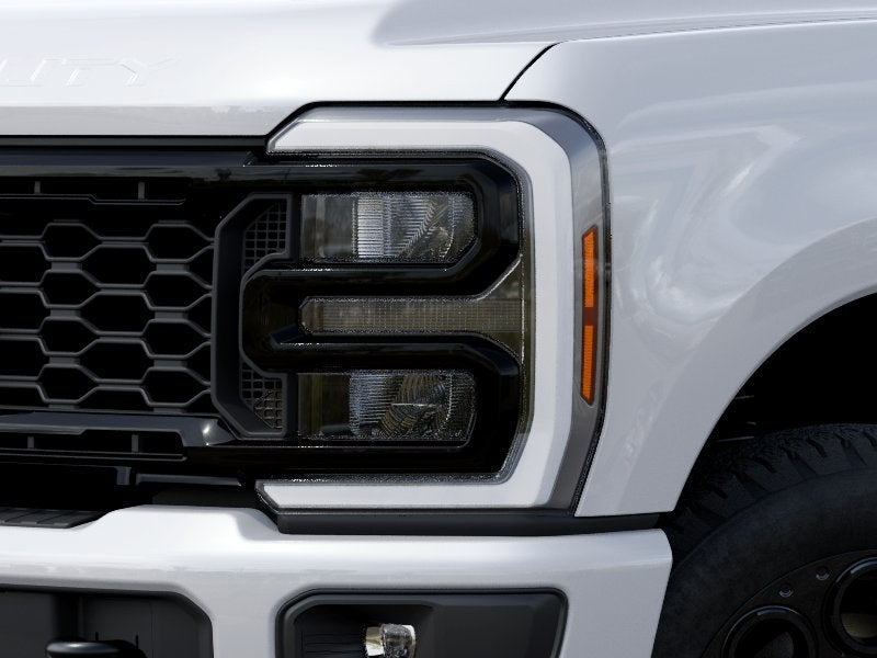 2027 Ford Super Duty F-350® XLT