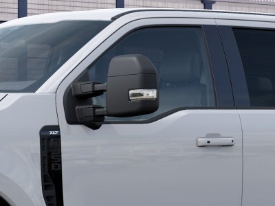 2027 Ford Super Duty F-350® XLT